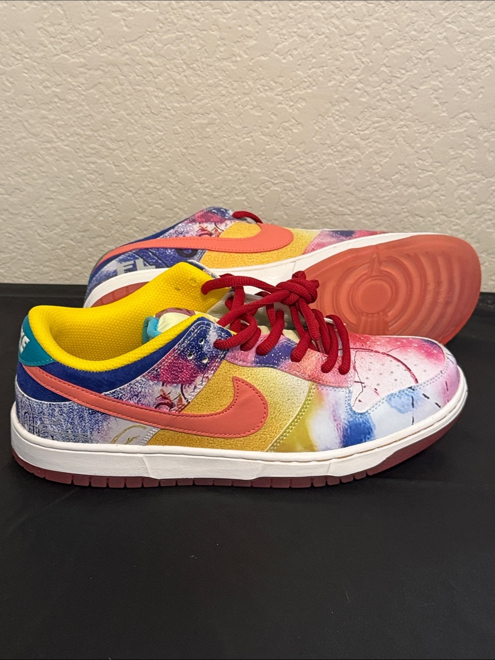 Multicolor Low-Top Sneakers with Pink Swoosh